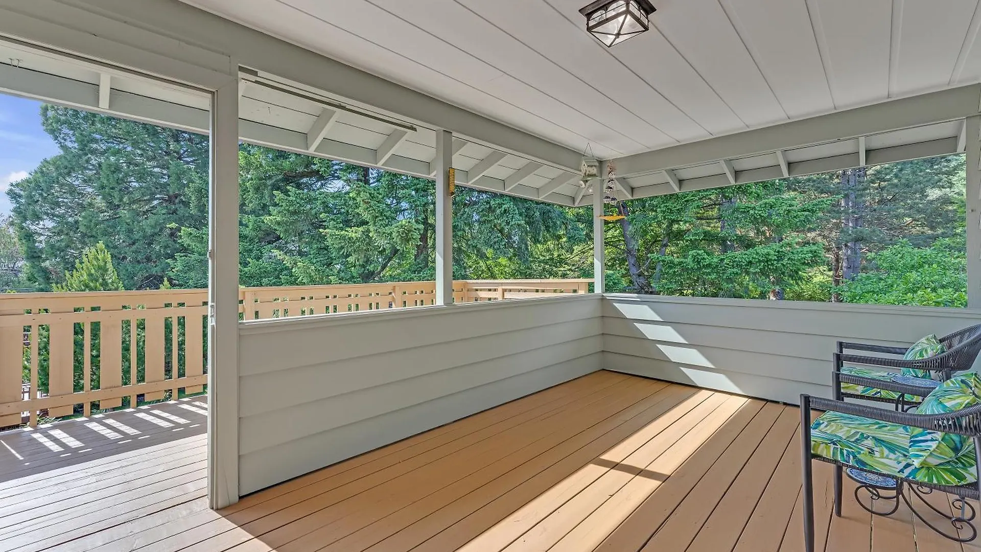 Holiday home Evergreen Garden Wi-Fi Available Close To Nike Intel Hospital Downtown Portland